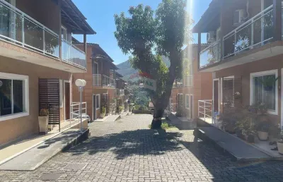 Casa duplex com dois quartos e área privativa em inoã , maricá/rj