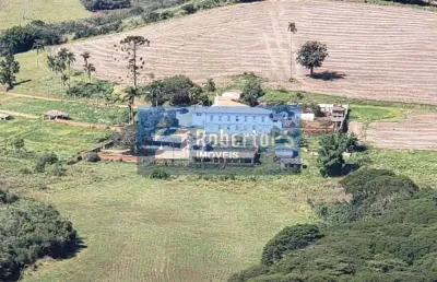 Fazenda de 190 hectares com casa sede construída no ano de 1777 na região de caxambu no sul de minas