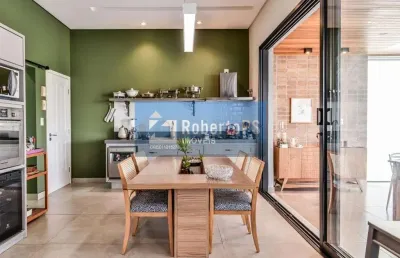 Maravilhosa casa térrea de 330m2 de área construída em jambeiro.