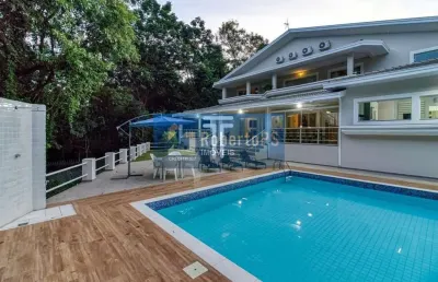 Casa alto padrão em condomínio no urbanova com piscina.