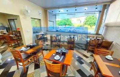 Maravilhoso hotel com 68 apartamentos e vista maravilhosa