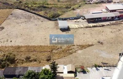 Excelente área comercial 100% plana, bem limpinha, excelente para atacarejo e etc