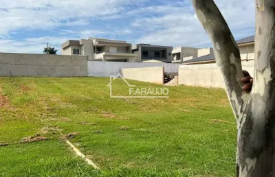 Terreno dos de 720m²  sonhos em araçoiaba da serra: vista deslumbrante + infraestrutura completa!