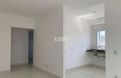 Apartamento com 139 metros de área,  com quintal, 03 dormitórios sendo 01 suíte, 02 vagas de garagem por rs 448.000,00 na cidade de indaiatuba.