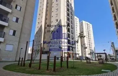 Apartamento venda com três quartos, 69m², duas garagem cobertas.