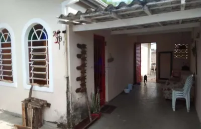 Casa com 2 quartos à venda no dos guedes, tremembé  por r$ 280.000