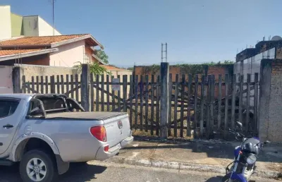 Terreno à venda no Jardim Garcez, Taubaté 