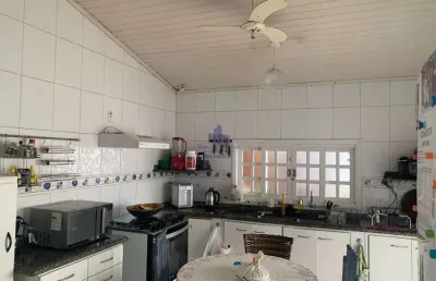 Imperdível oportunidade: casa para venda ou locação na vila são josé em taubaté-sp - 2 quartos, 1 suíte, 2 salas, 3 banheiros, 2 vagas de garagem, 200m²!