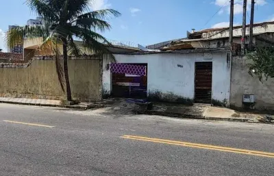 Casa com 3 quartos à venda na Vila São José, Taubaté 