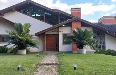Casa em condomínio fechado com 3 quartos para alugar no Cataguá, Taubaté 