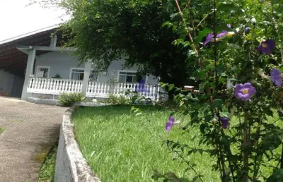 Chácara de luxo para venda ou locação em taubaté-sp - bairro barreiro  3 quartos, 1 suíte, 3 salas, 3 banheiros, 4 vagas, 380m².