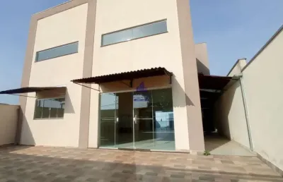 Salão comercial com 290m² à venda em taubaté-sp, bairro barreiro: 1 sala, 3 banheiros, 3 vagas de garagem!