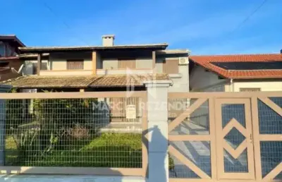 Casa com 3 quartos para alugar no Centro, Imbé 