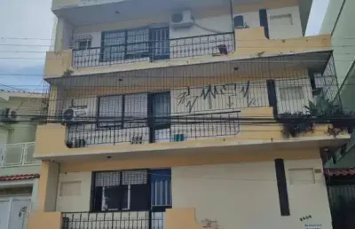 Apartamento com 2 quartos para alugar na Rua Pinheiro Machado, Centro, Santa Maria
