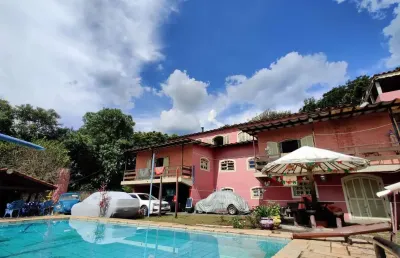 Belíssimo sobrado com terreno de 1400 m² com 2 suítes e 3 quartos à venda em condomíno fechado, san