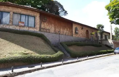 Casa com 6 quartos à venda na Rua Doutor Solon Fernandes, 280, Vila Rosália, Guarulhos