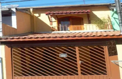 Este encantador sobrado está estrategicamente localizado à venda, picanco, guarulhos, sp