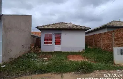 Casa à venda 2 quartos, 1 vaga, 10m², vargem limpa i, bauru - sp