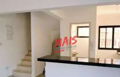Casa em condominio com piscina com quintal e churraqueira - 2 vagas
