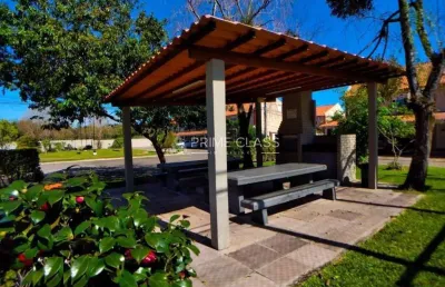 Casa em condomínio fechado com 2 quartos à venda na rua treze de maio, 630, rio branco, canoas por r$ 279.000