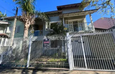Casa com 2 quartos para alugar na rua dos lírios, 49, igara, canoas por r$ 3.950