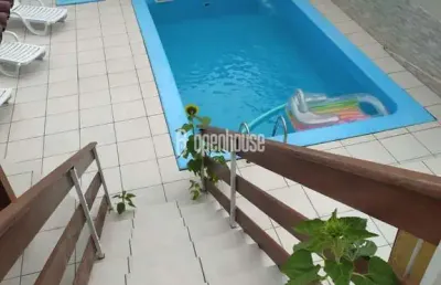 Deslumbrante casa de 4 quartos 2 salas 2 garagem 4 banheiros