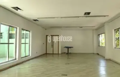 Salas comerciais para alugar com 235 m² 4 vagas 5 banheiros