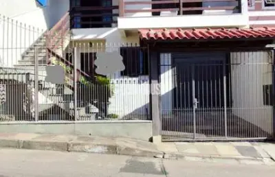 Casa sobrado com 245 m² 4 dormuitórios 3 banheiros 2 vagas