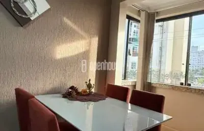 Apartamento 1 dormitório com closet 1 vaga semi mobiliado