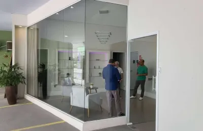 Ponto comercial para clínica de estética e salão de beleza mobiliado
