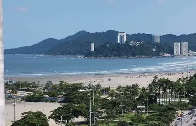 Apartamento à venda de 2 dormitórios (1 suíte), porteira fechada e com vista para o mar - josé menino, santos/sp