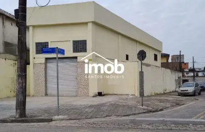 Galpão esquina 305 m² a.u. para locação no estuário em santos sp