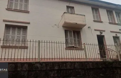 Casa com 2 quartos para alugar na Rua Faria Santos, 62, Petrópolis, Porto Alegre