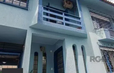 Casa sobrado com 4 dormitórios 3 vagas e pátio e piscina