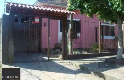 Casa com 4 quartos à venda na Avenida Quaraí, 517, Nonoai, Porto Alegre