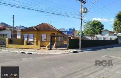 Casa com 3 quartos à venda na Rua Amália Figueiroa, 190, Partenon, Porto Alegre