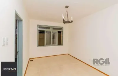 Excelente apartamento de 92m² com 2 dormitórios no bairro bom fim.