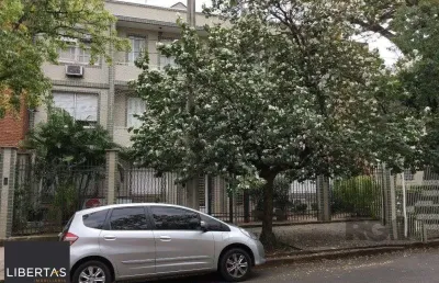 Apartamento de 3 dormitórios térreo no bairro moinhos de vento