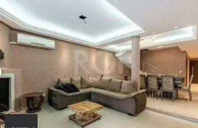Casa para venda - 225.43m², 3 dormitórios, sendo 1 suites, 2 vagas - guarujá