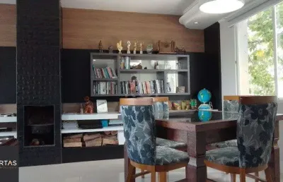 Excelente cobertura de 147m², com 3 quartos e 2 vagas de garagem