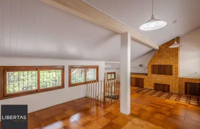 Casa para venda - 210m², 4 dormitórios, 2 vagas - petrópolis