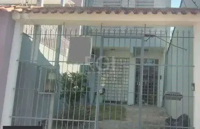 Casa para venda - 100m², 3 dormitórios, 1 vaga - menino deus