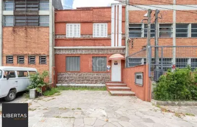 Casa para venda - 232m², 3 dormitórios, 2 vagas - navegantes