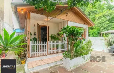 Casa para venda - 251m², 5 dormitórios, 3 vagas - nonoai