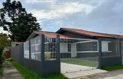 Casa com 4 quartos à venda na Rua Pedro Faria, 10, Hípica, Porto Alegre