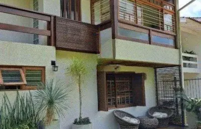Casa 3 dormitórios à venda espírito santo porto alegre/rs
