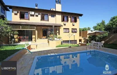 Casa para venda - 275.72m², 4 dormitórios, sendo 3 suites, 4 vagas - glória