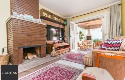 Casa para venda - 258m², 3 dormitórios, sendo 1 suites, 4 vagas - teresópolis