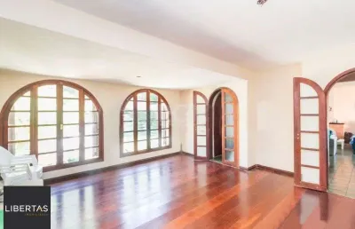 Casa para venda - 279.1m², 4 dormitórios, sendo 1 suites, 5 vagas - vila nova