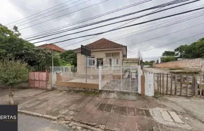 Casa para venda - 200m², 8 dormitórios, 5 vagas - teresópolis